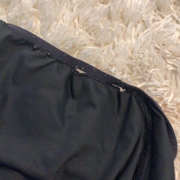 Pattern Lululemon Shorts - Picture 4 of 4